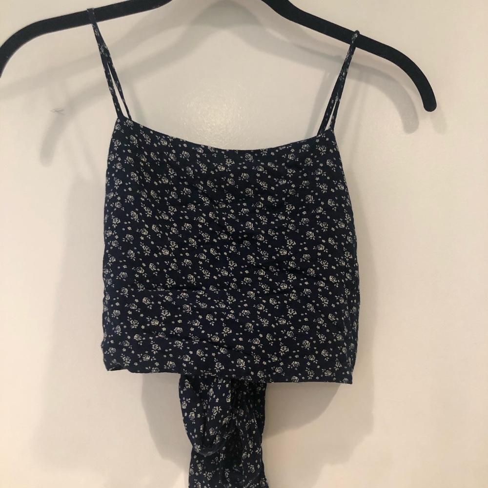 Brandy Melville Adjustable Top